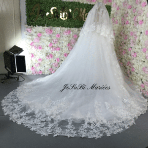 Robe de mariée détachable à longues manches par JoSaBi