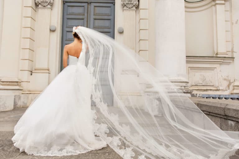 2 In 1 Veil Waist & Cathedral Length Long Crystal Detachable Bridal Veil Wedding 