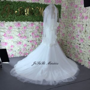 Robe de mariée dos illusion tissu peau