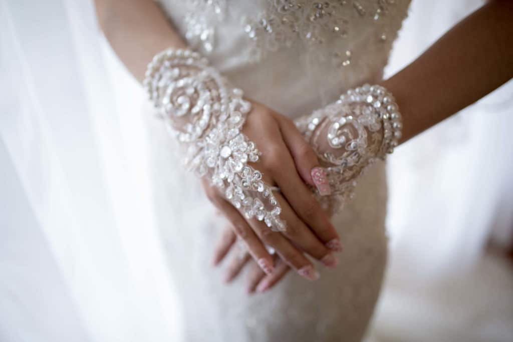 wedding dress accessories gloves